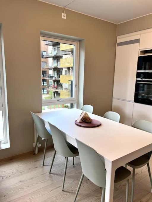 Leilighet Modern 2 Bedroom In Center