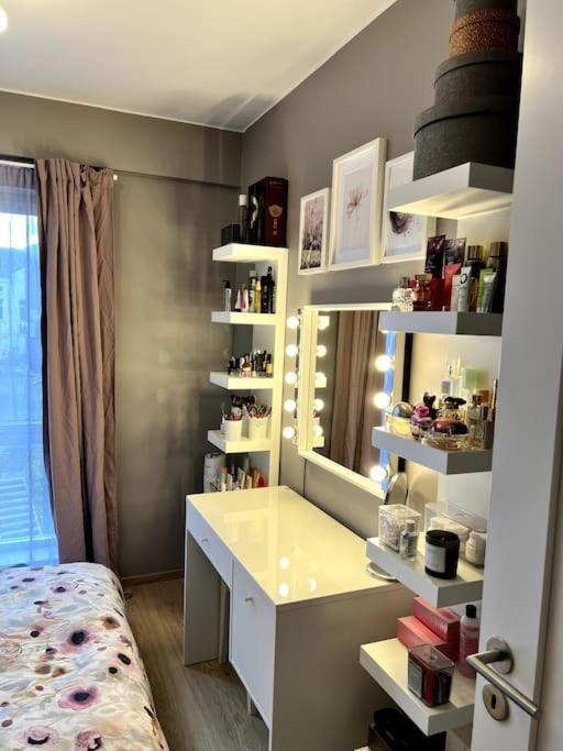 Modern 2 Bedroom In Center Leilighet *